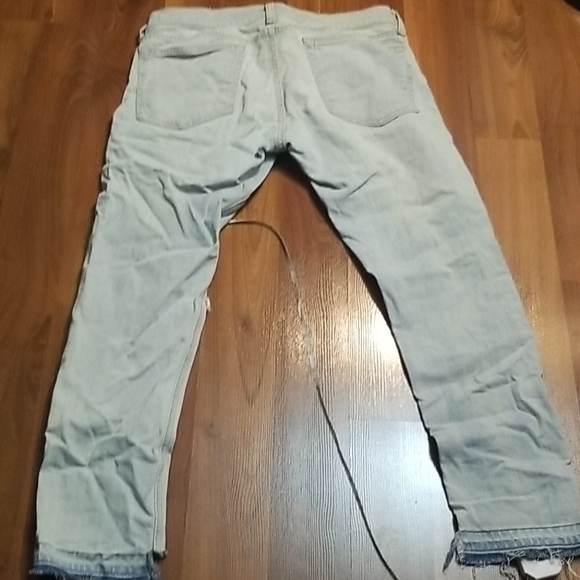 Rag & Bone Dre Capri Distressed Light Wash - Picture 15 of 15